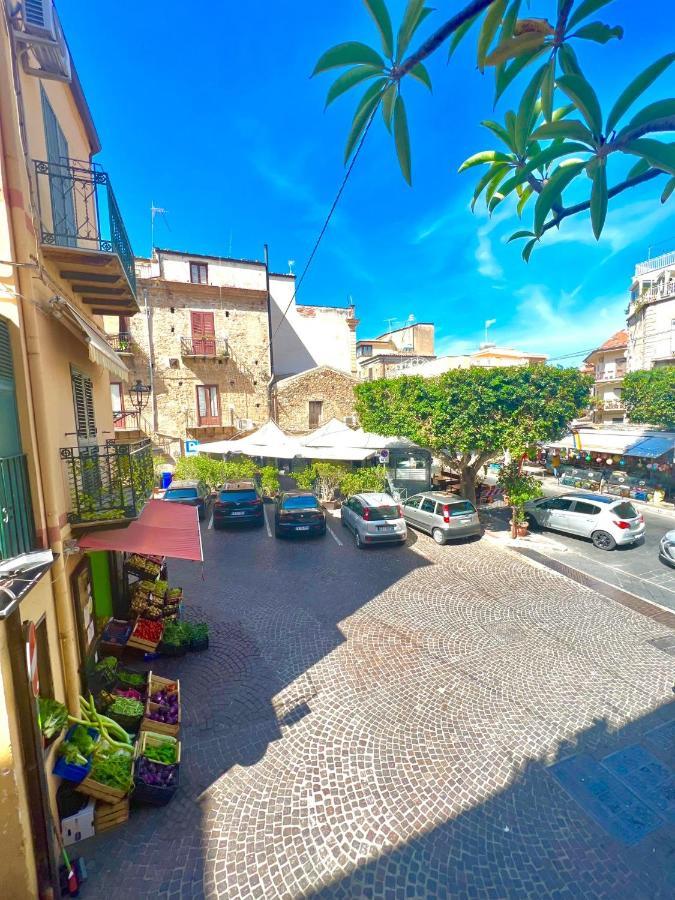 Gira Vota E Furria Villa Santo Stefano di Camastra Exteriör bild
